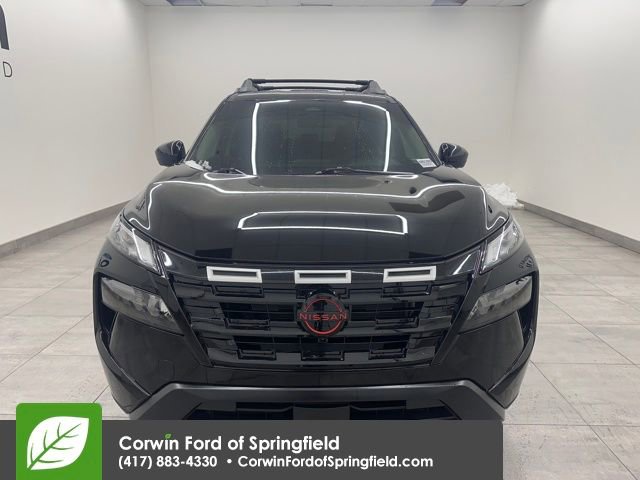 Used 2025 Nissan Rogue SV image 7