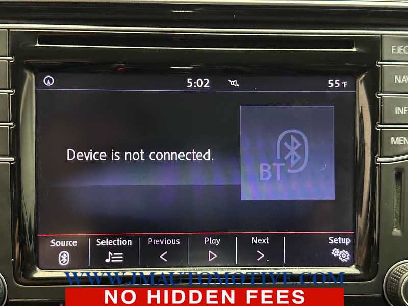 Used 2017 Volkswagen Passat 1.8T SE FWD image 24