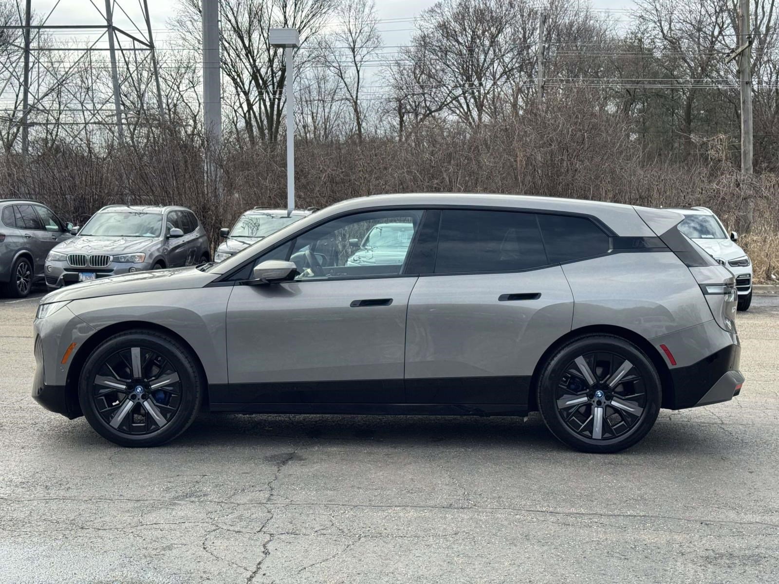 Certified 2023 BMW iX xDrive50 w/ Premium Package image 8