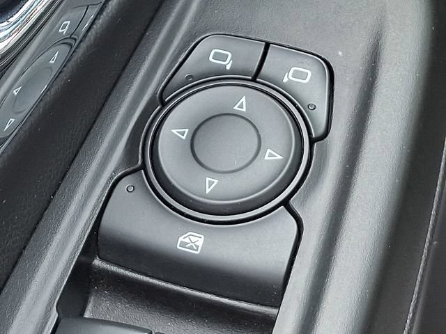 Used 2023 Chevrolet Bolt LT w/ Infotainment Package FWD image 19