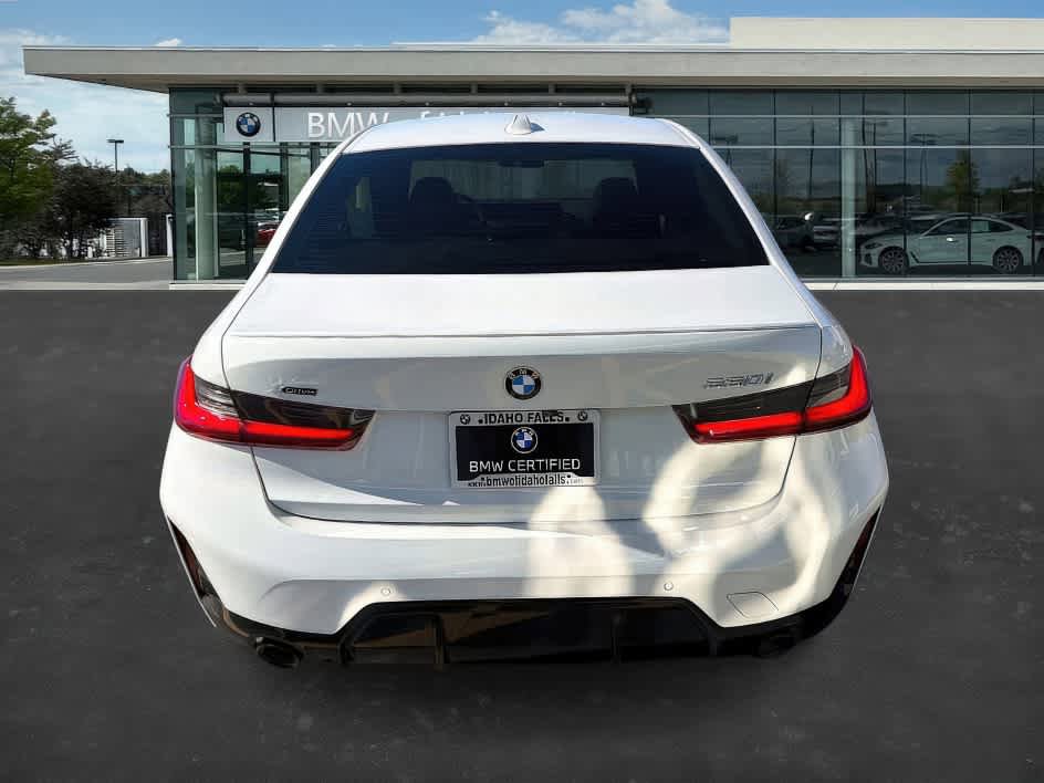 Certified 2025 BMW 330i xDrive Sedan w/ M Sport Package AWD/4WD image 7