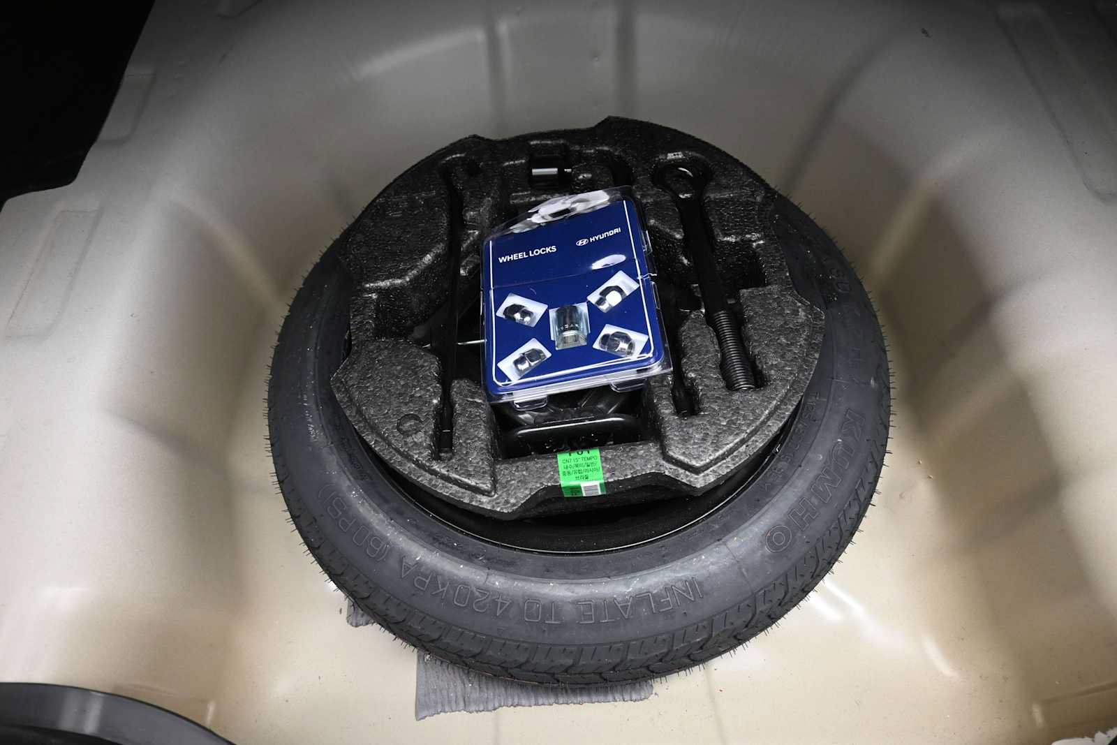 Certified 2024 Hyundai Elantra SEL FWD image 21