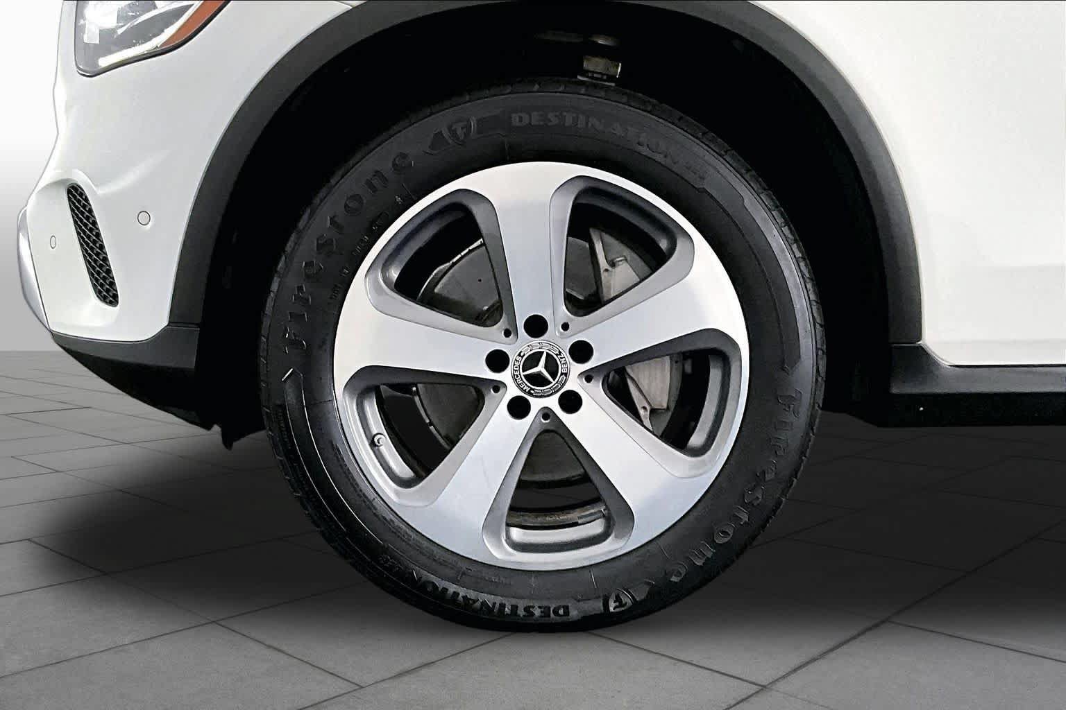 Certified 2021 Mercedes-Benz GLC 300 4MATIC image 11