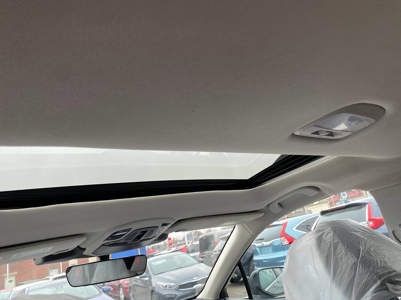 Used 2025 Subaru Outback Premium w/ Popular Package #1A image 19