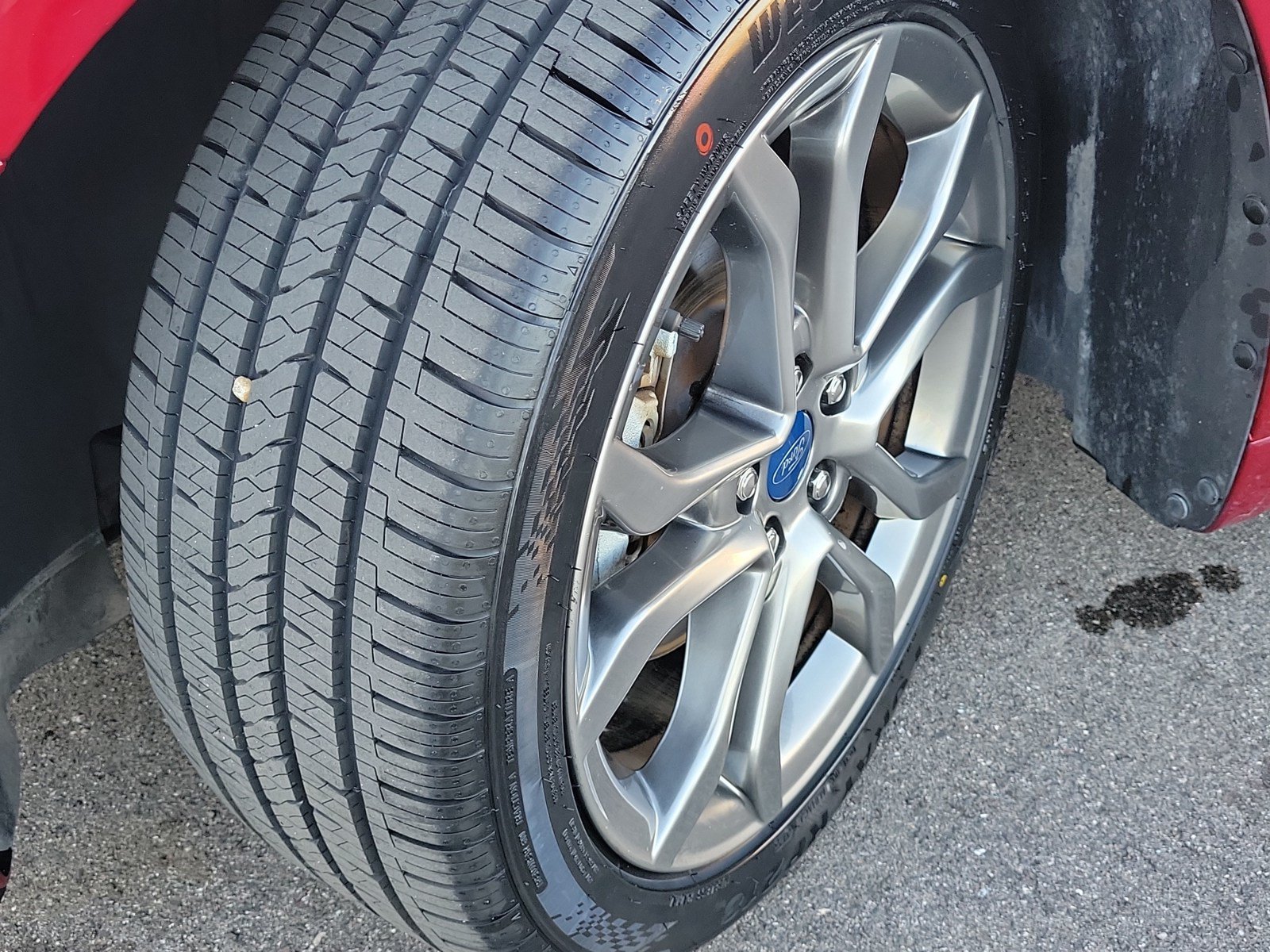 Used 2019 Ford Fusion SEL FWD image 11