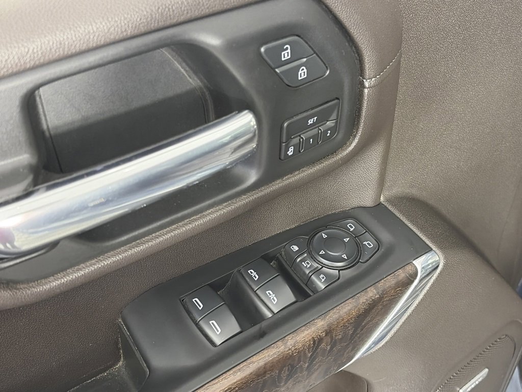 Used 2020 GMC Sierra 3500 Denali w/ Denali Ultimate Package image 25