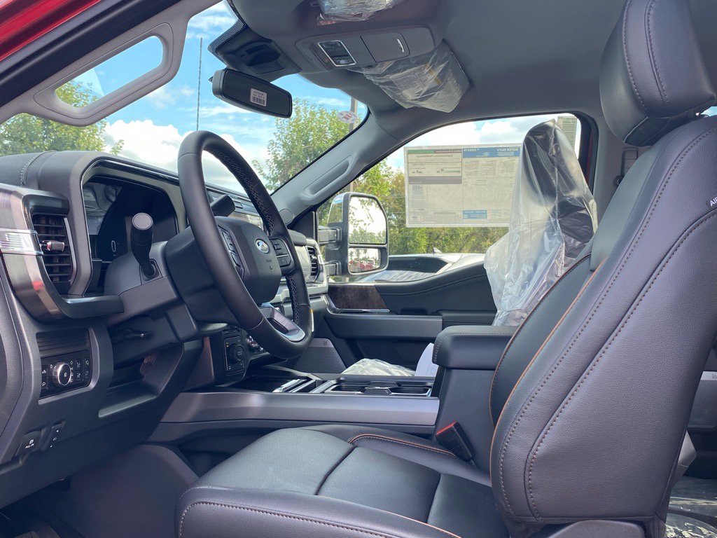 New 2026 Ford F250 Lariat w/ Chrome Package image 10