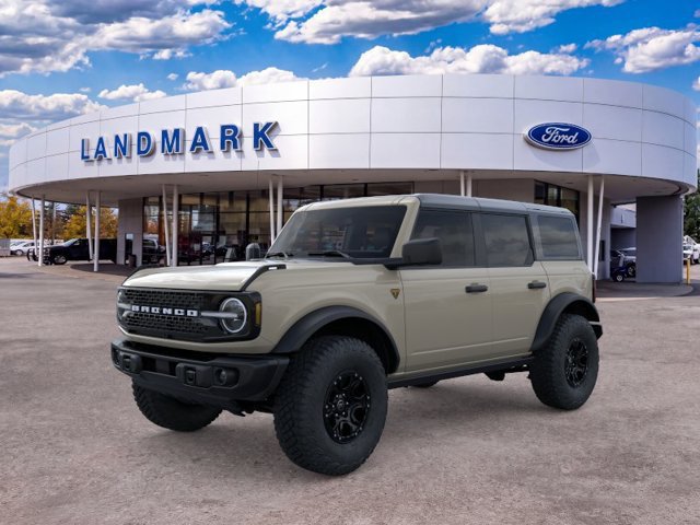 New 2026 Ford Bronco Badlands w/ Wildtrak Package