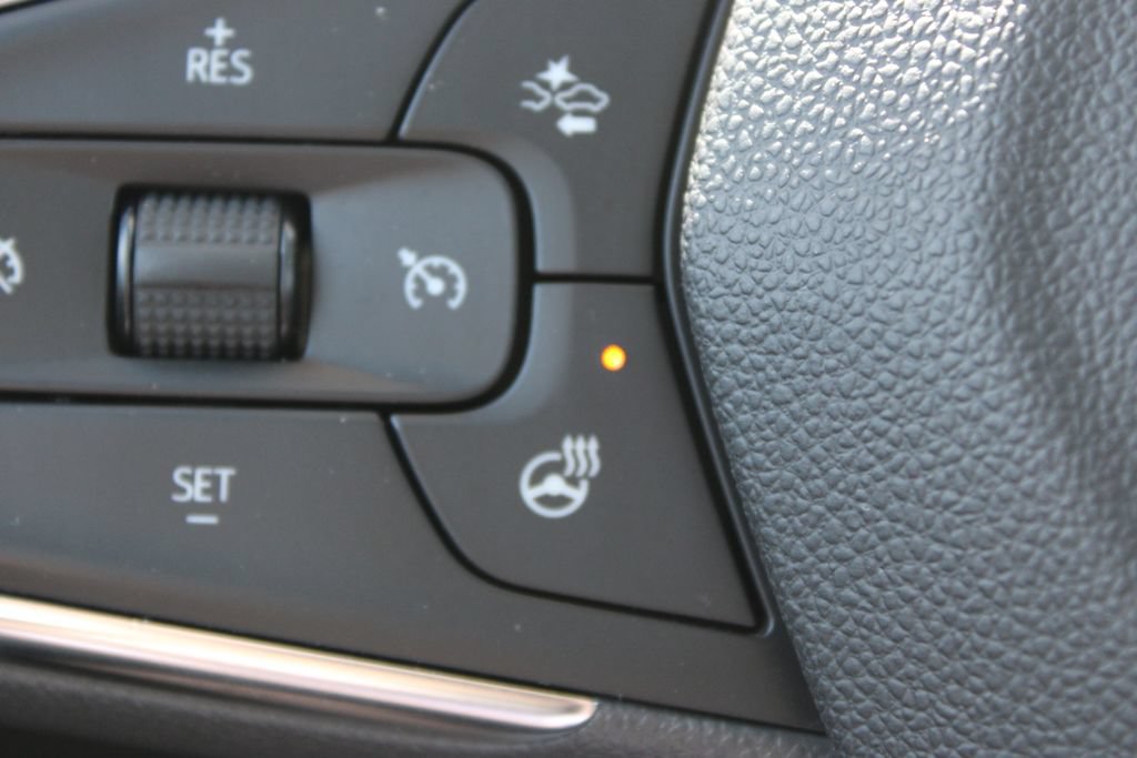 Used 2025 Chevrolet TrailBlazer LT w/ Convenience Package FWD image 37