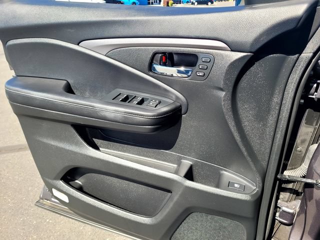 Used 2023 Honda Ridgeline RTL-E image 16