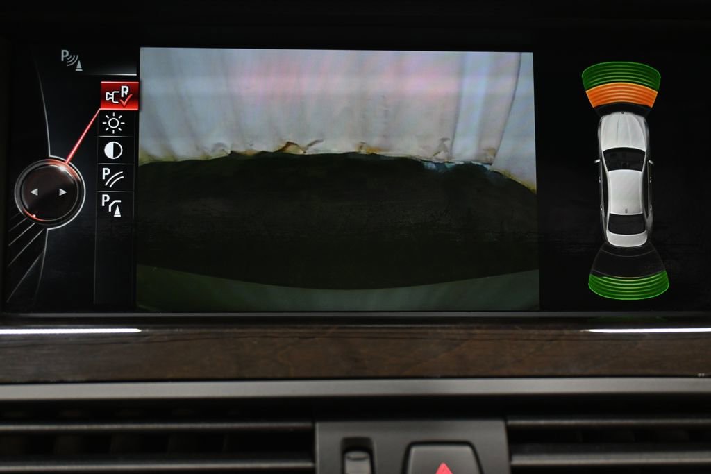 Used 2016 BMW 535i xDrive Sedan AWD/4WD image 19