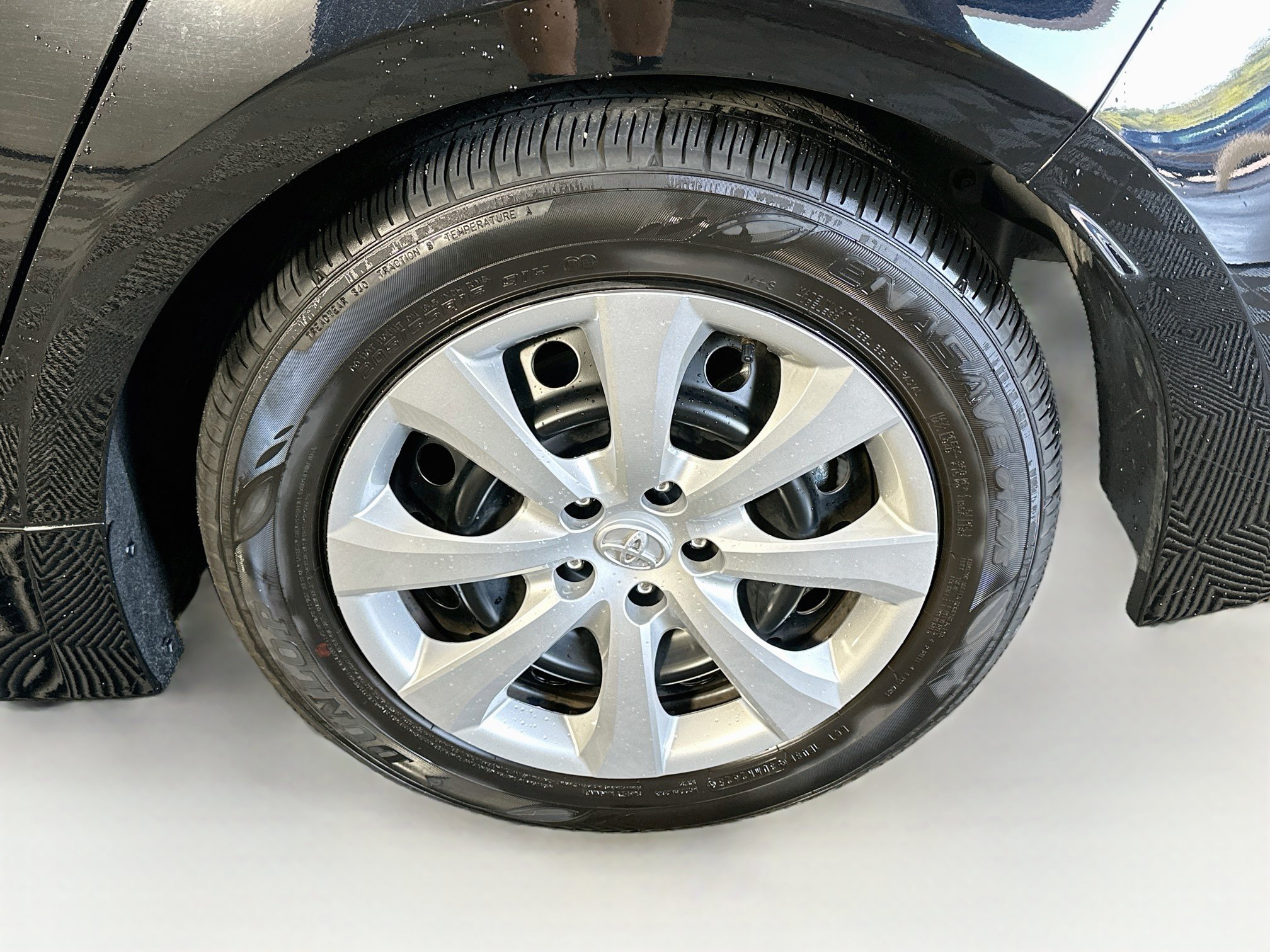 Used 2026 Toyota Corolla LE FWD image 11