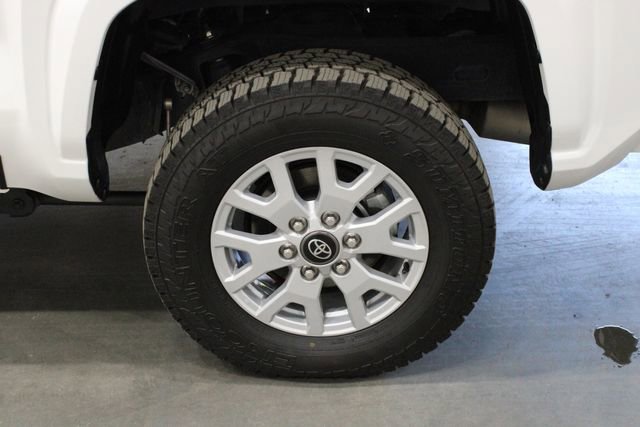 Used 2024 Toyota Tacoma SR5 RWD image 39