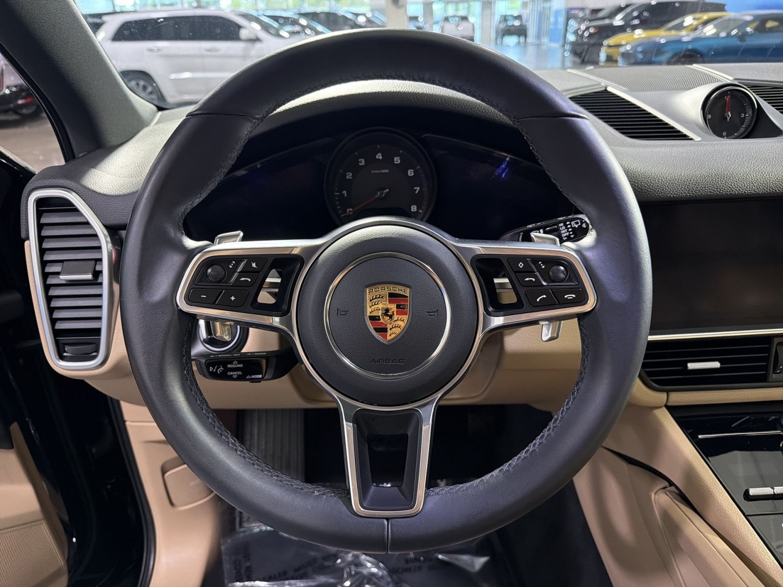 Used 2023 Porsche Cayenne Platinum Edition AWD/4WD image 22