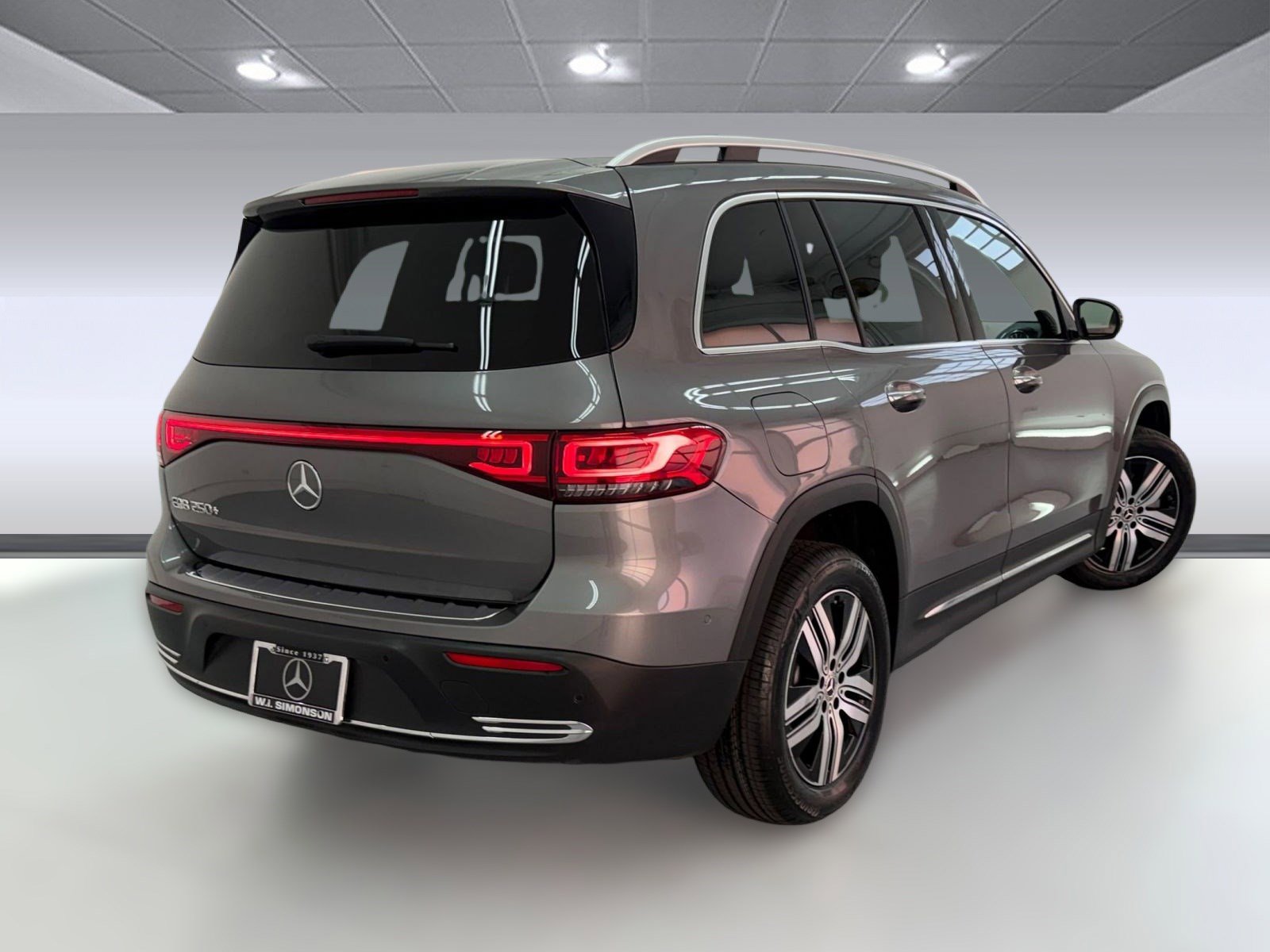 Used 2023 Mercedes-Benz EQB 250+ image 8