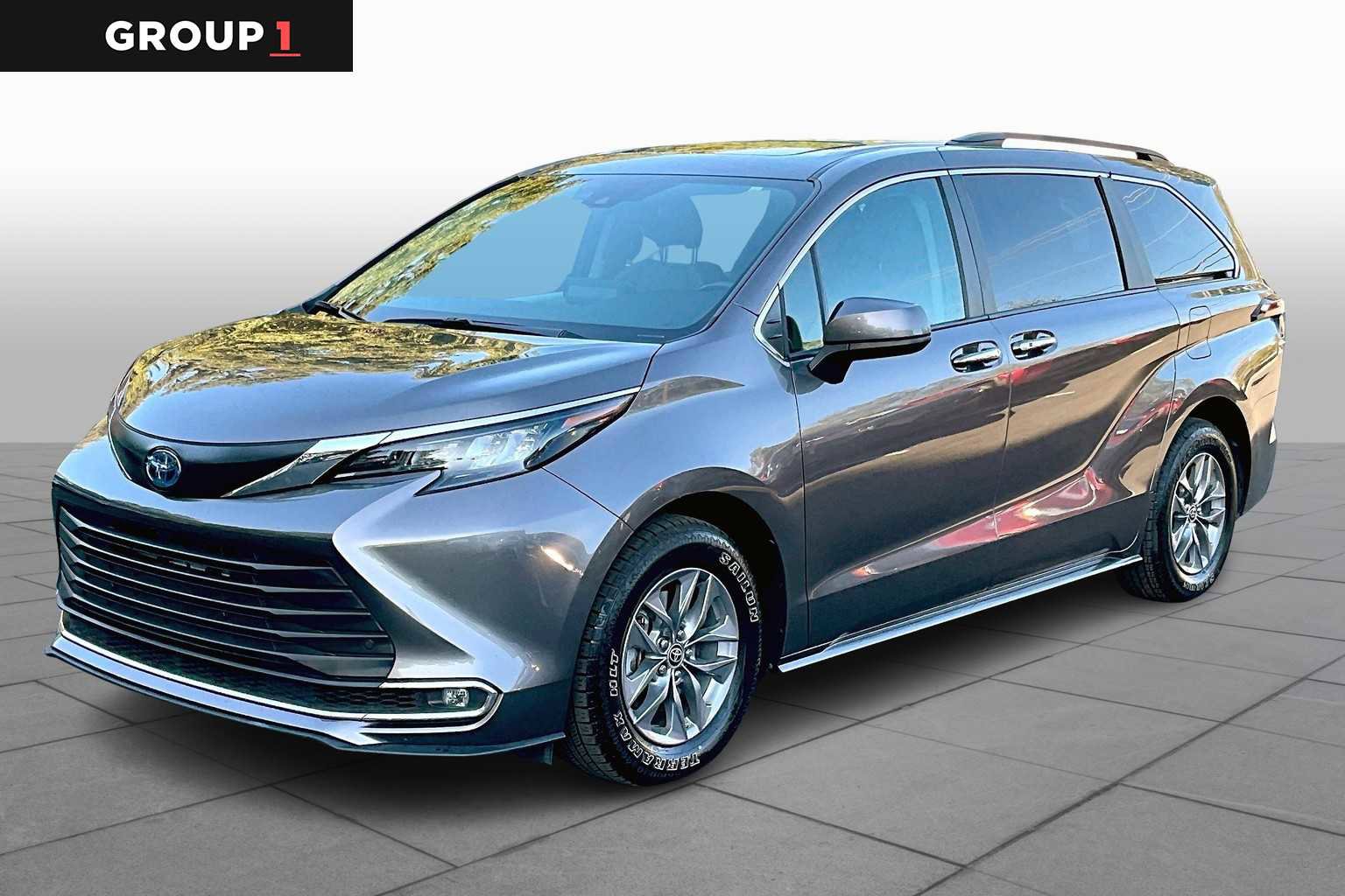 Used 2024 Toyota Sienna XLE
