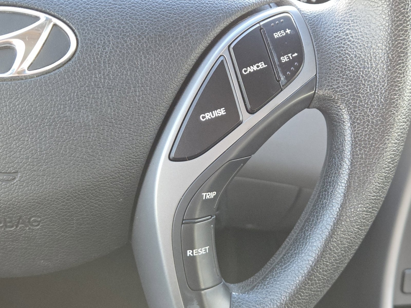 Used 2016 Hyundai Elantra SE image 4