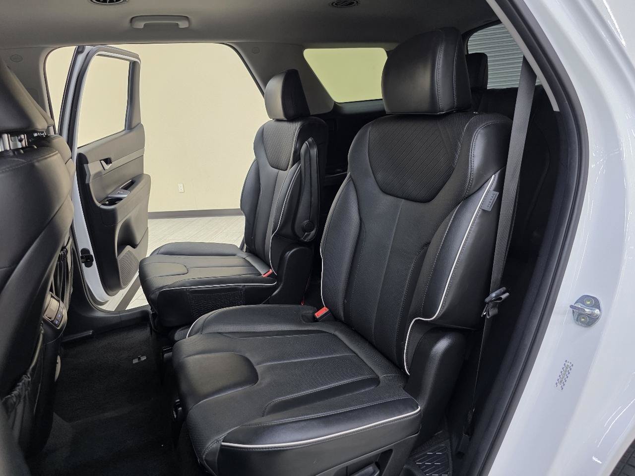 Used 2025 Hyundai Palisade SEL FWD image 25