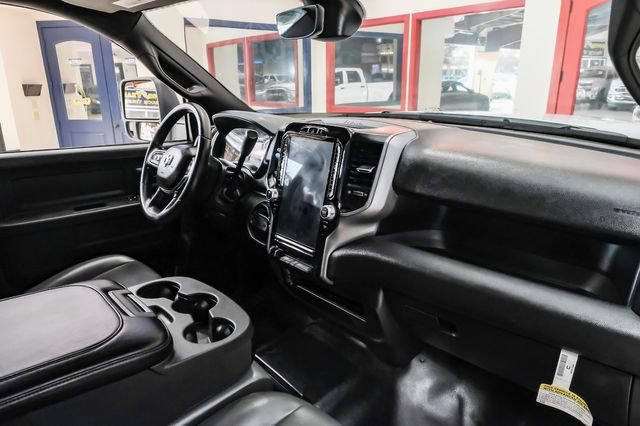Used 2024 RAM 3500 Tradesman w/ Chrome Appearance Group image 12