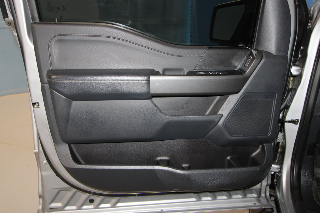 Used 2022 Ford F150 XLT w/ Equipment Group 302A High AWD/4WD image 5