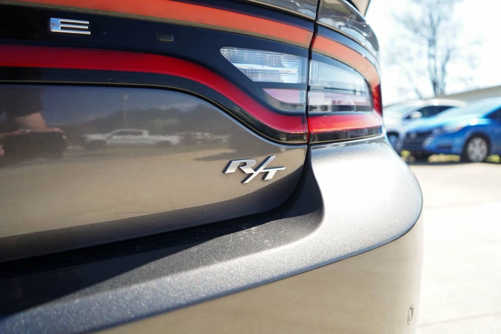 Used 2019 Dodge Charger R/T RWD image 14