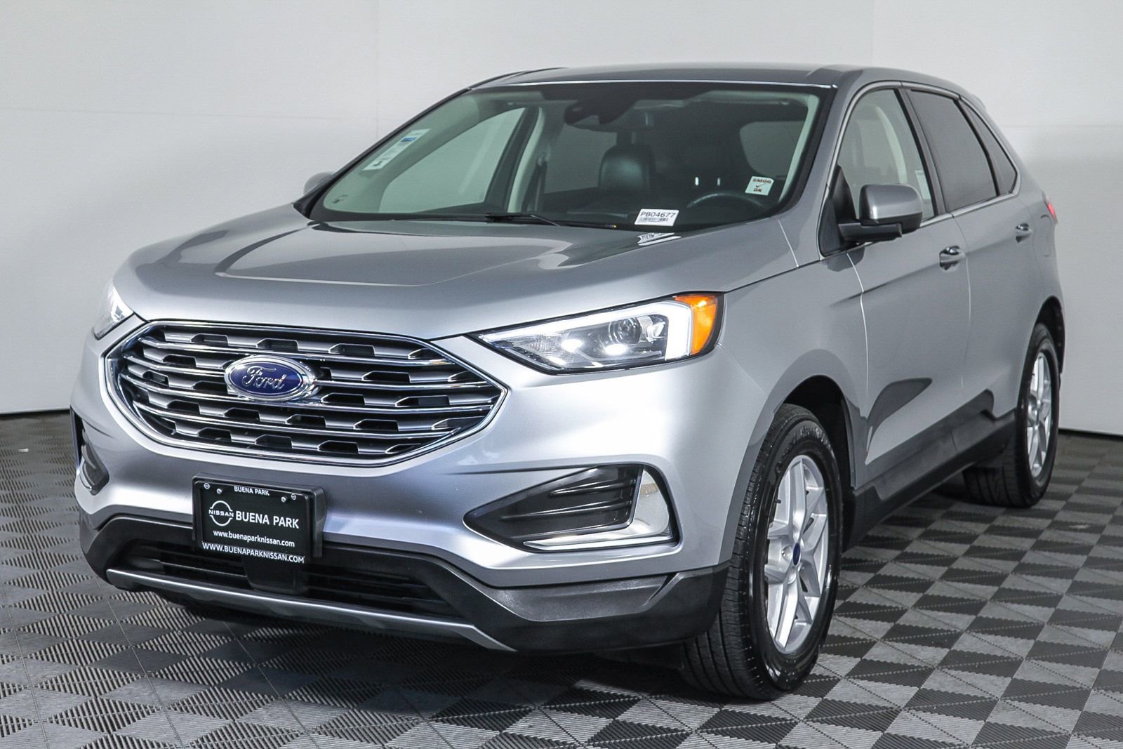 Used 2022 Ford Edge SEL image 3