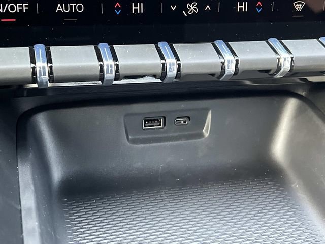 New 2026 GMC Terrain Elevation w/ Elevation Premium Package image 23