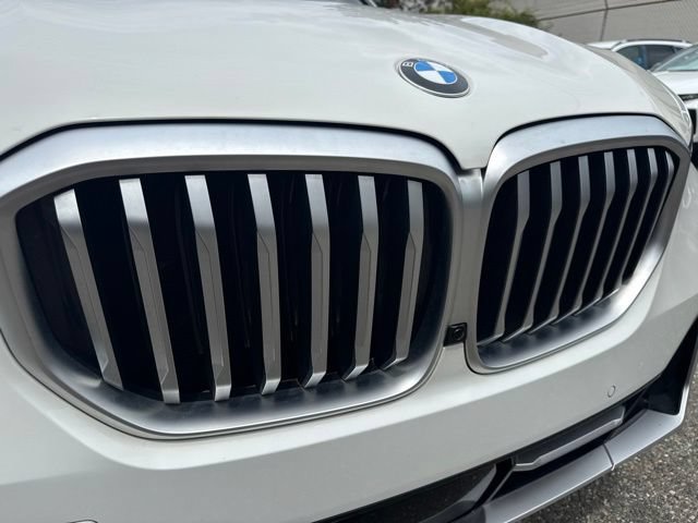 Used 2024 BMW X5 xDrive40i AWD/4WD image 4