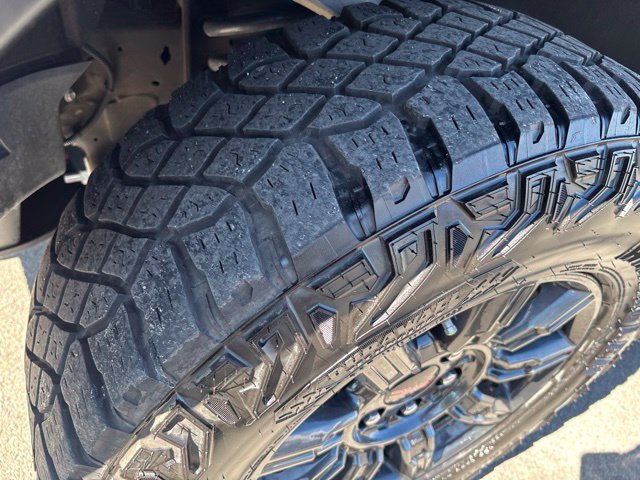 Used 2024 GMC Sierra 1500 AT4X AWD/4WD image 46