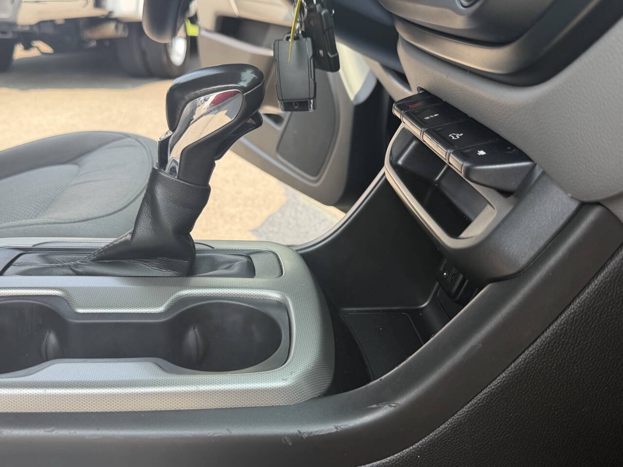 Used 2022 GMC Canyon Elevation Standard w/ Convenience Package AWD/4WD image 25