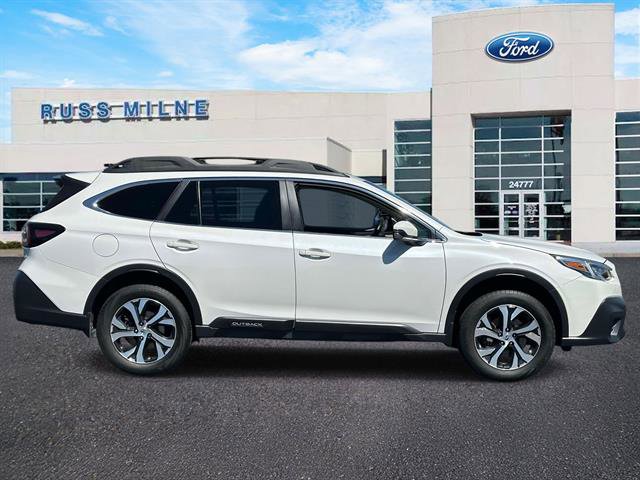 Used 2022 Subaru Outback Limited AWD/4WD image 2