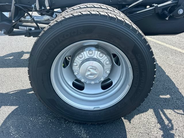 New 2026 RAM 5500 Tradesman w/ Chrome Appearance Group AWD/4WD image 28