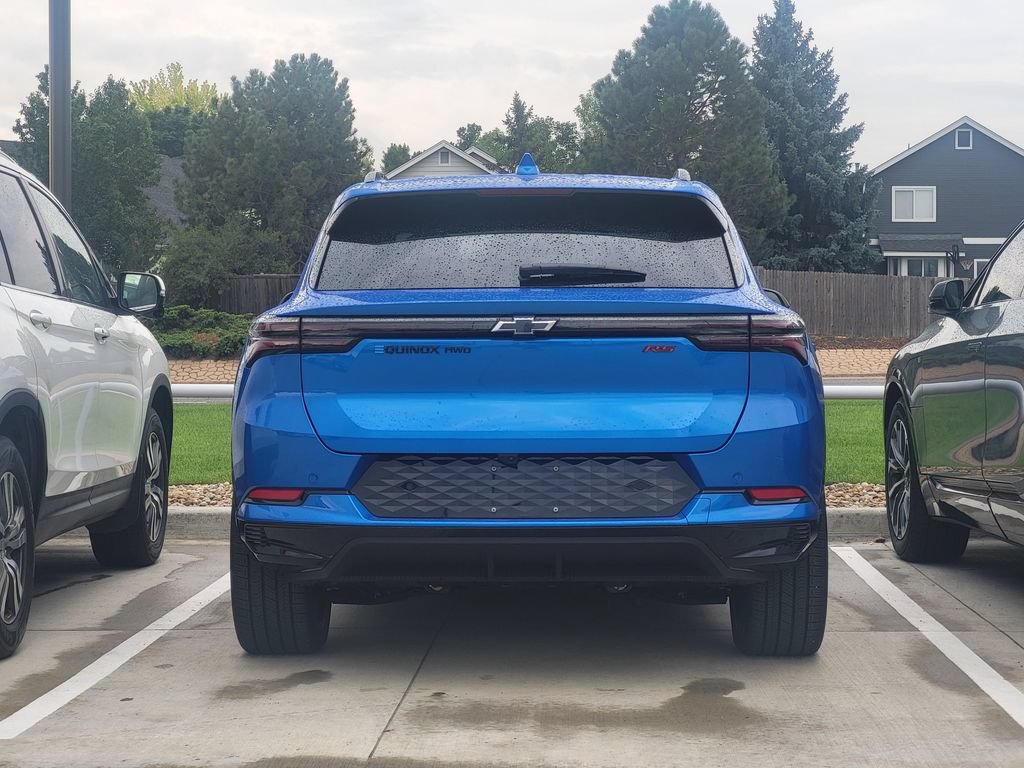 Used 2025 Chevrolet Equinox EV RS AWD/4WD image 4