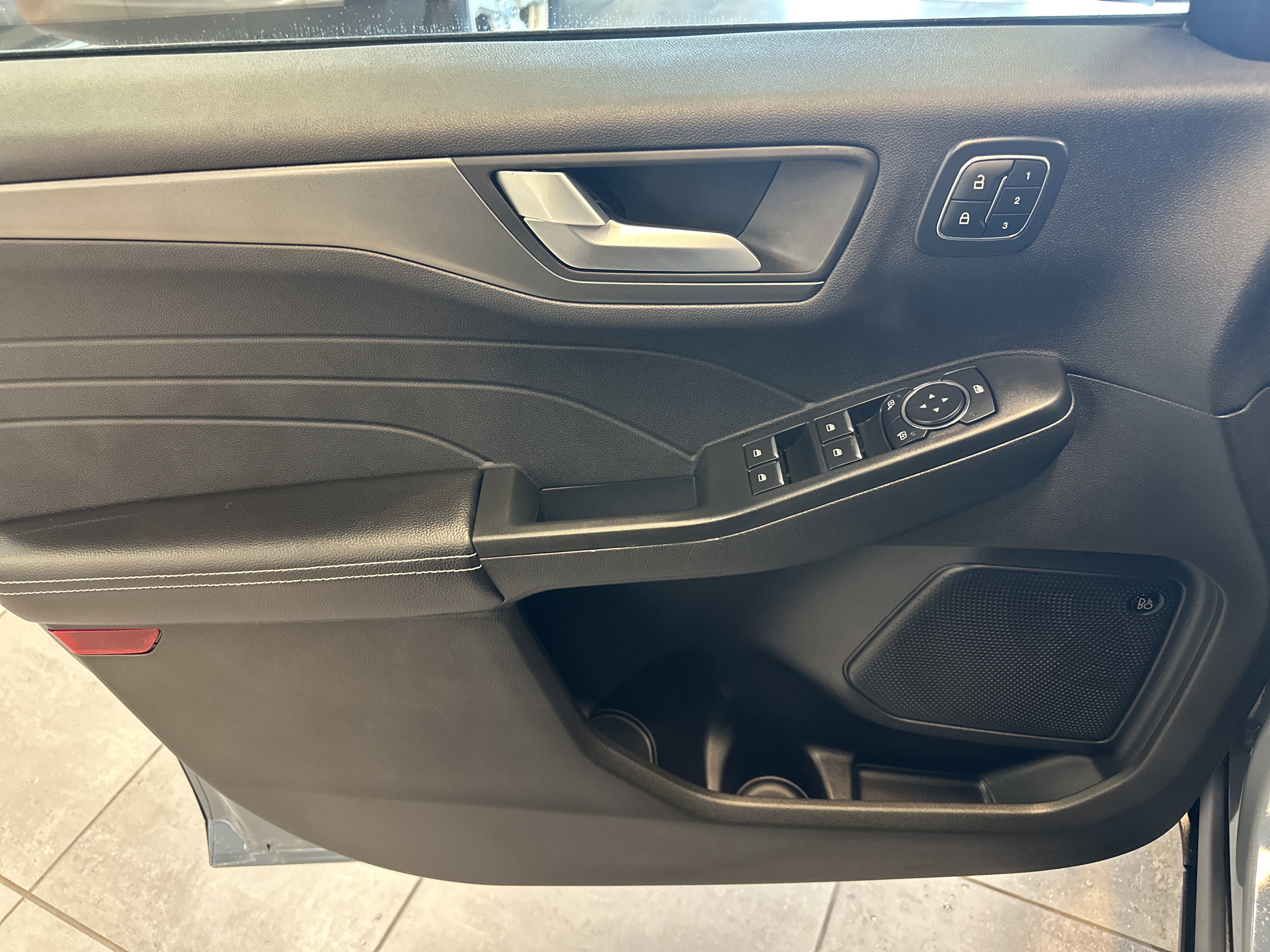 Used 2023 Ford Escape Active w/ Tech Pack #2 image 20