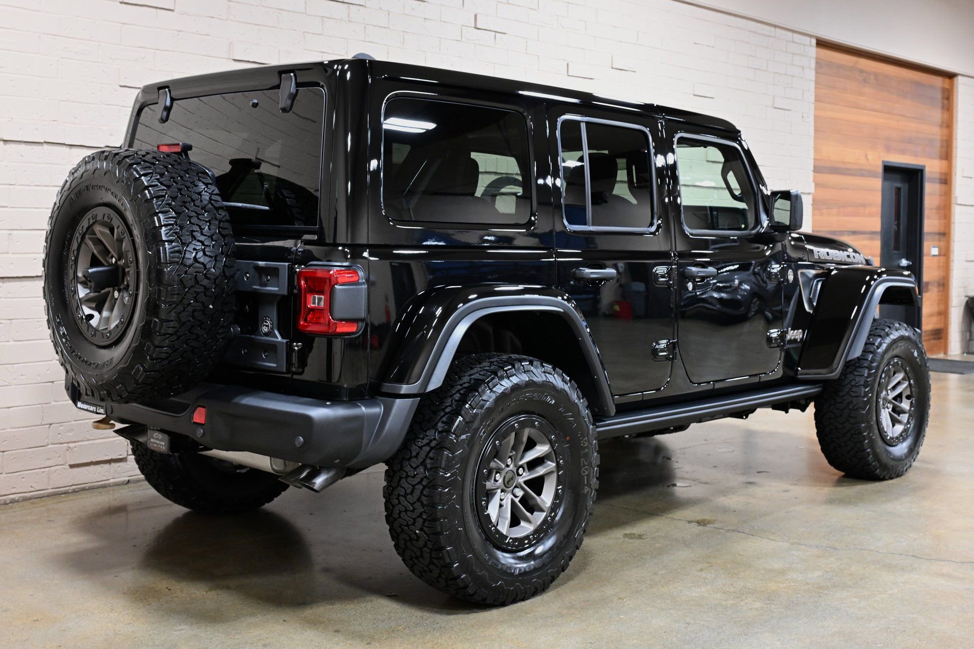 Used 2024 Jeep Wrangler Unlimited Rubicon 392 image 9