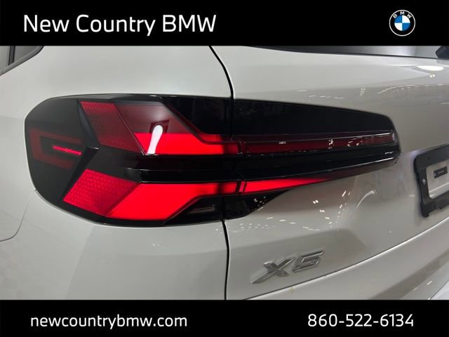 New 2026 BMW X5 xDrive40i w/ M Sport Package image 31
