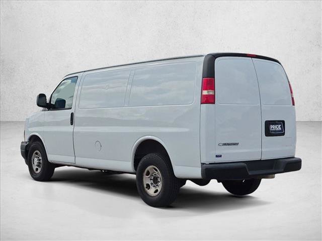 Used 2018 Chevrolet Express 2500 w/ Driver Convenience Package RWD image 7