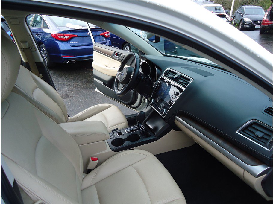 Used 2018 Subaru Outback 2.5i Limited AWD/4WD image 14