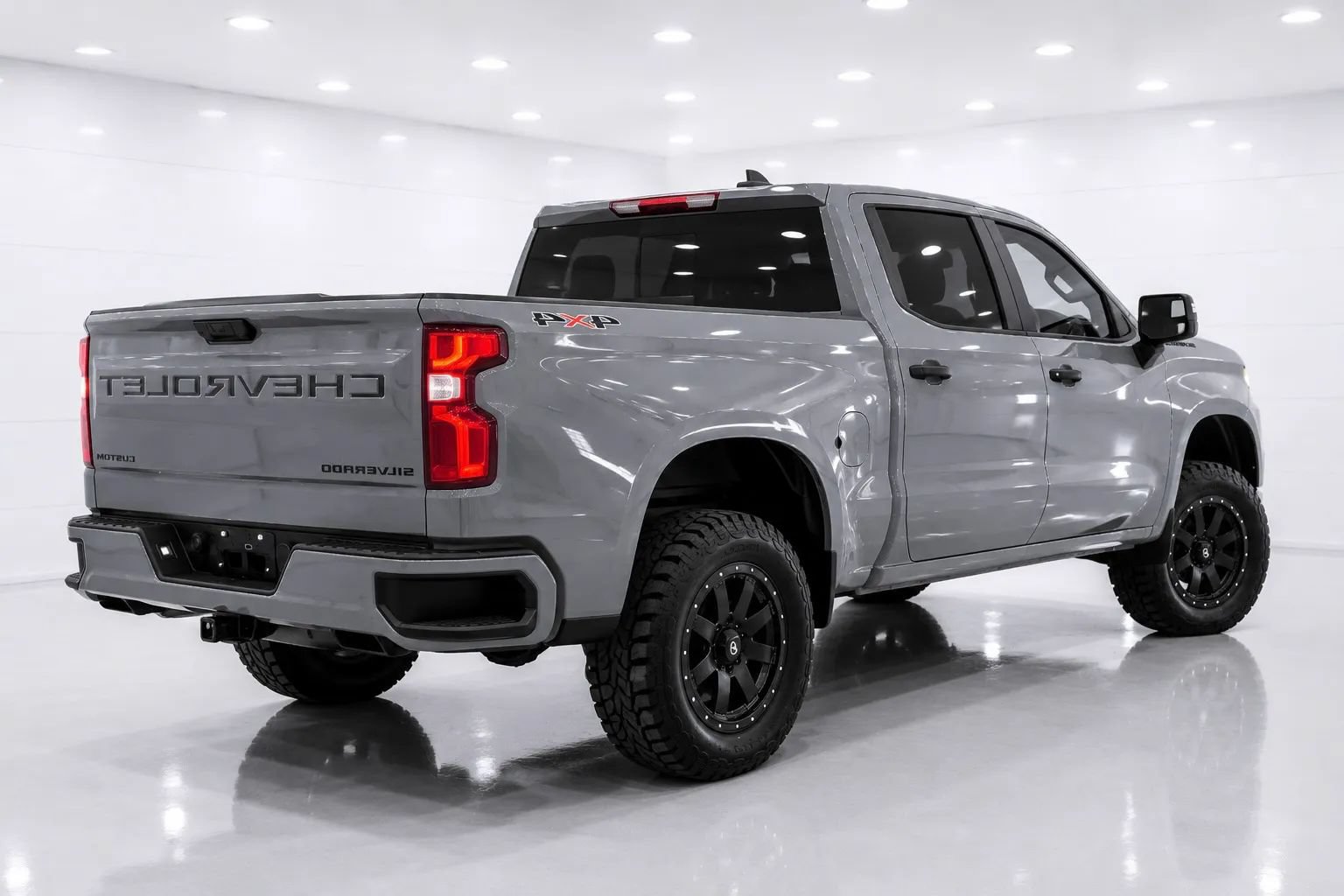 Used 2021 Chevrolet Silverado 1500 Custom AWD/4WD image 5