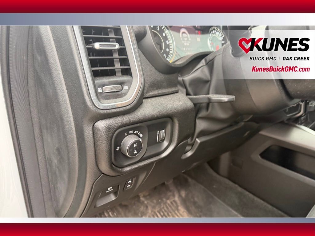 Used 2024 RAM 1500 Big Horn image 10