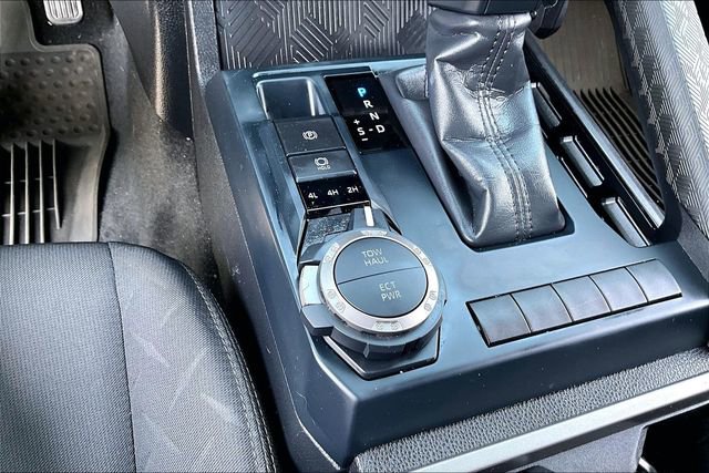 Used 2025 Toyota Tacoma SR5 image 24