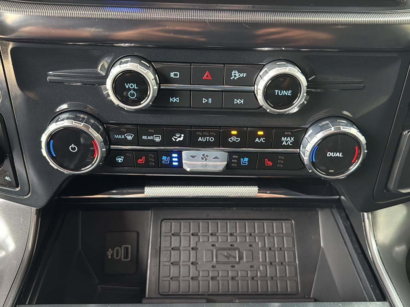 Used 2025 Ford F150 Lariat w/ Equipment Group 502A High image 19