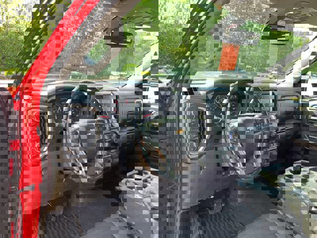 Used 2021 Chevrolet Silverado 1500 LT AWD/4WD image 10