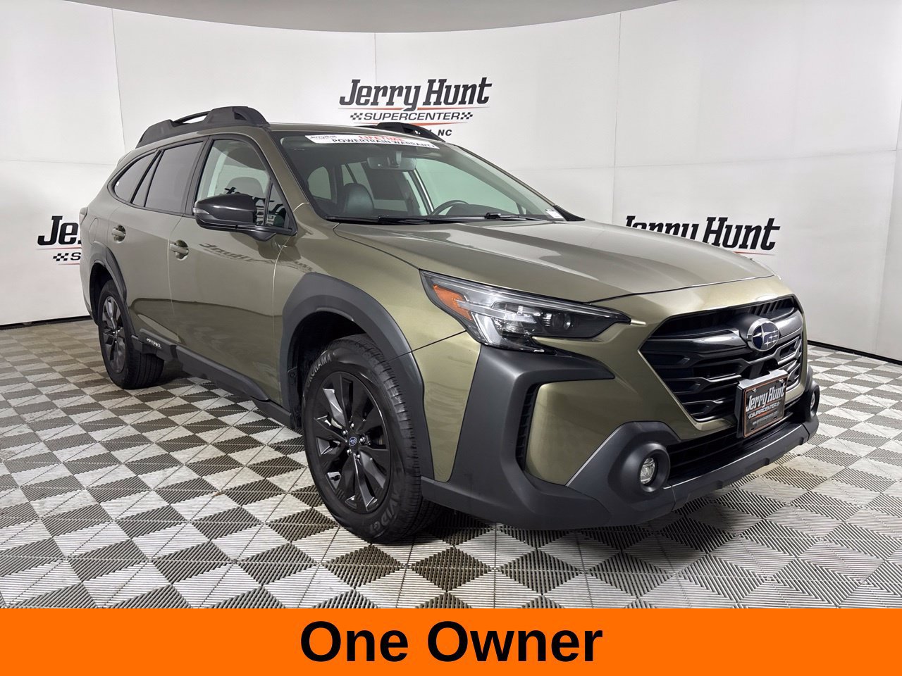 Used 2025 Subaru Outback Onyx Edition AWD/4WD image 4