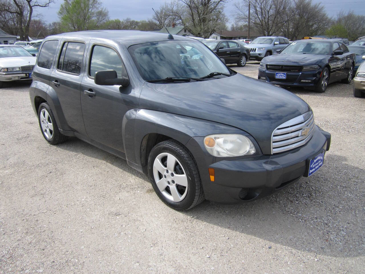 Used 2011 Chevrolet HHR LS image 2