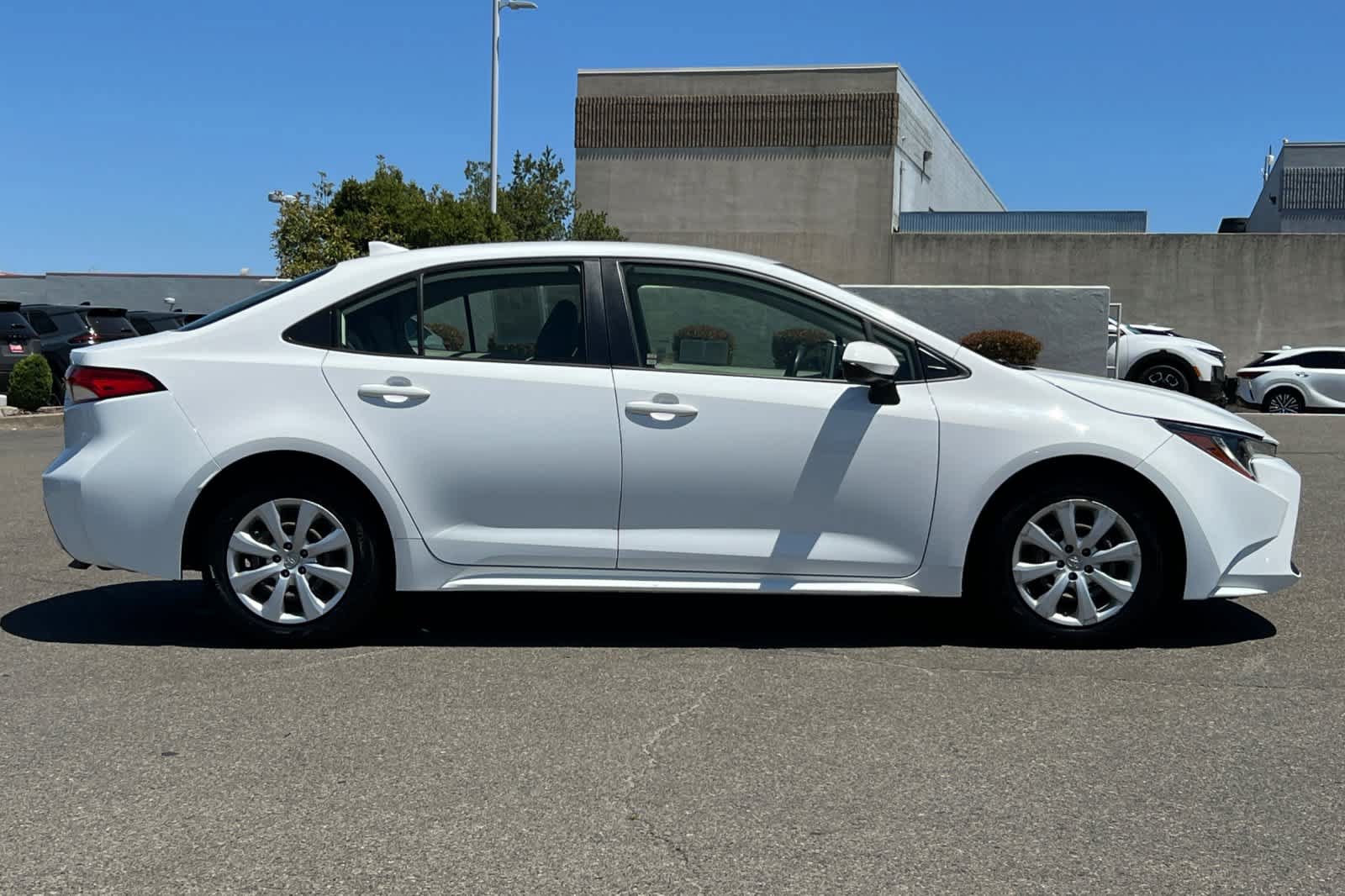 Certified 2020 Toyota Corolla LE FWD image 6