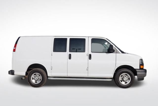 Used 2023 Chevrolet Express 2500 w/ Driver Convenience Package image 11