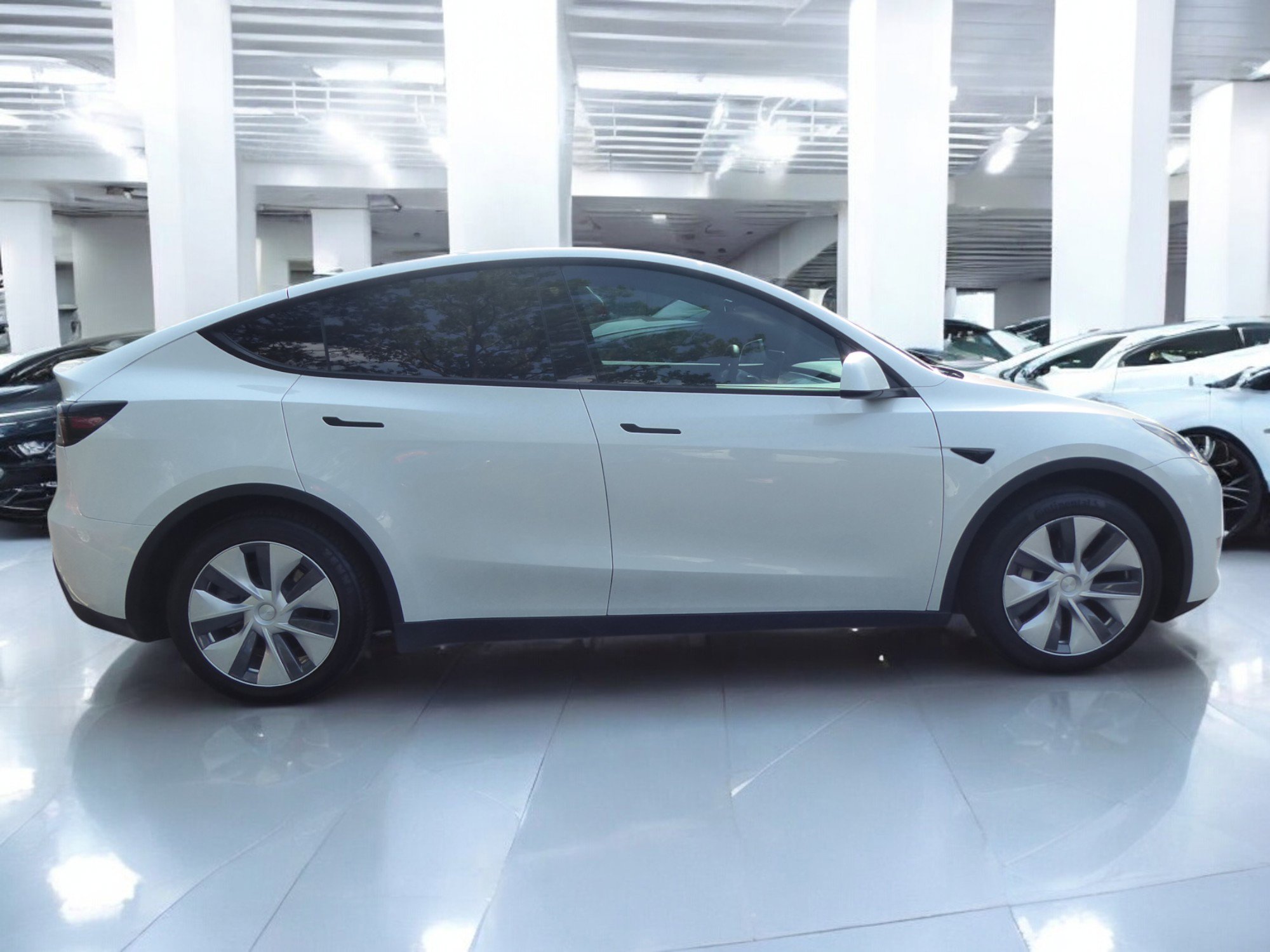 Used 2020 Tesla Model Y Long Range image 6