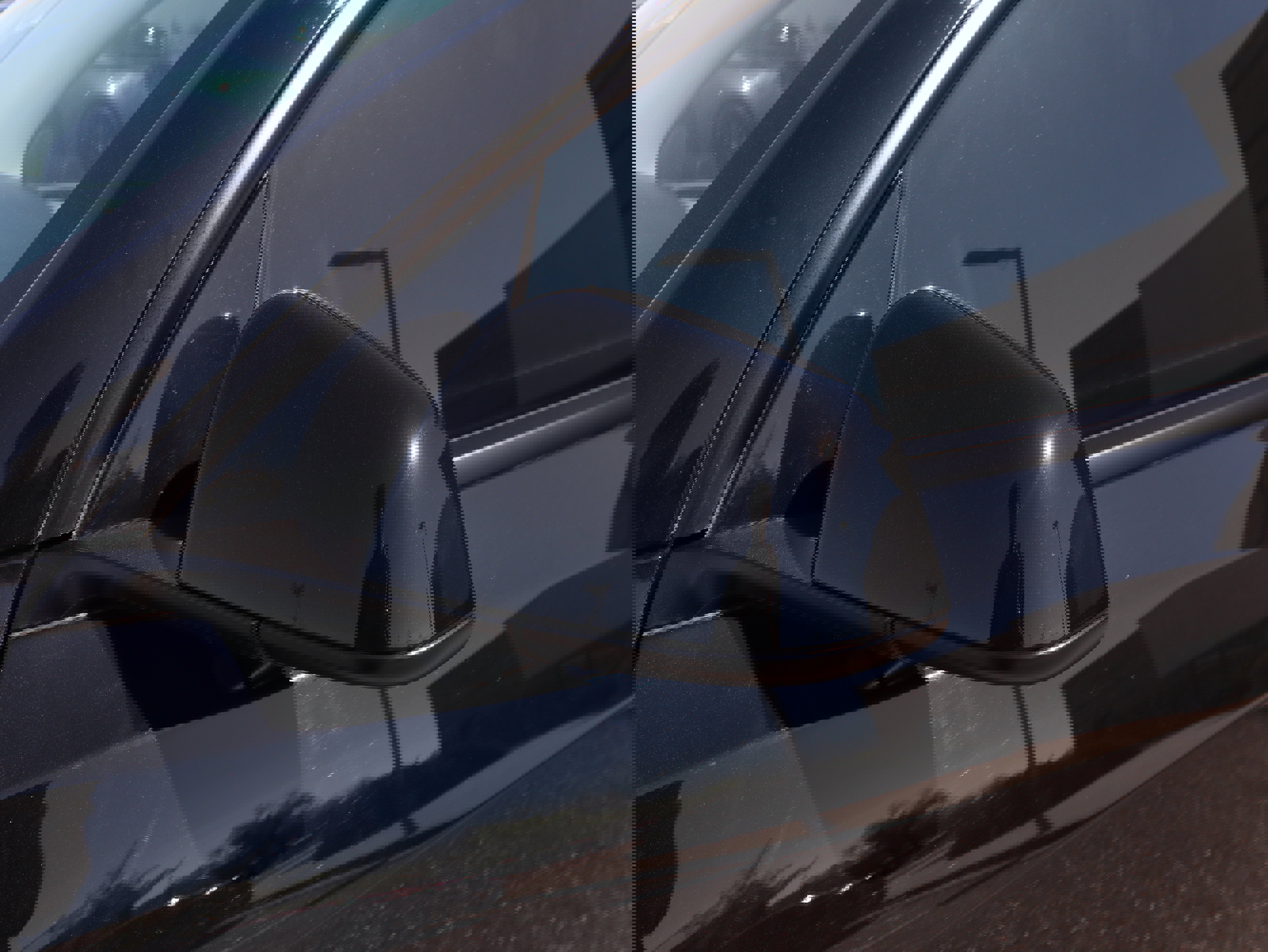 Used 2025 Tesla Model Y Performance image 15