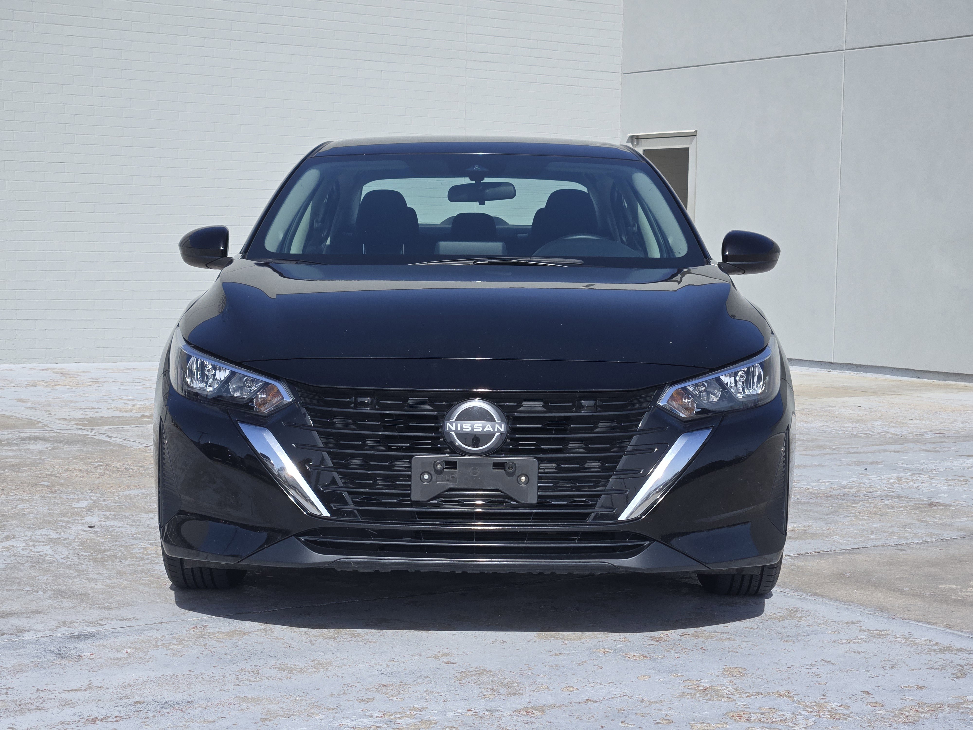 Used 2024 Nissan Sentra SV image 3